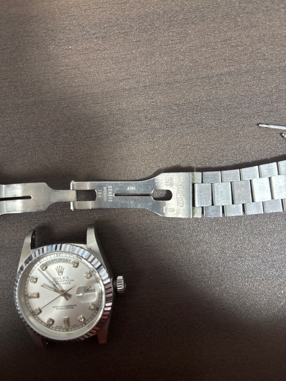 ロレックス デイデイト 11823（高級時計）の商品画像 - 査定依頼日：2025年12月14日 - 最高査定価格：100,000円