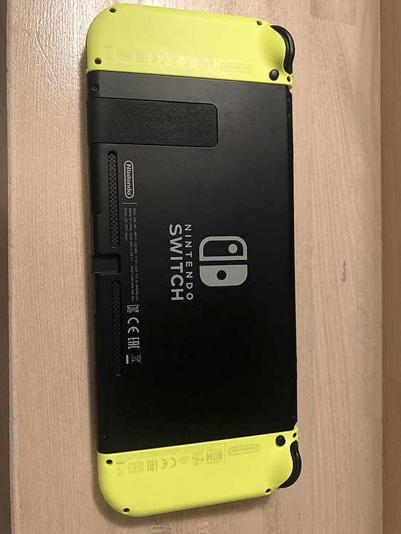 Nintendo Switch本体 /Joy-Con(L) ネオンブルー/(R)（ゲーム機本体・ゲームソフト）の商品画像 - 査定依頼日：2019年10月20日 - 最高査定価格：22,200円