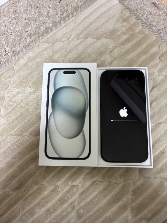 iPhone 15 128GB SIMフリー（スマホ）の商品画像 - 査定依頼日：2026年5月9日 - 最高査定価格：53,000円