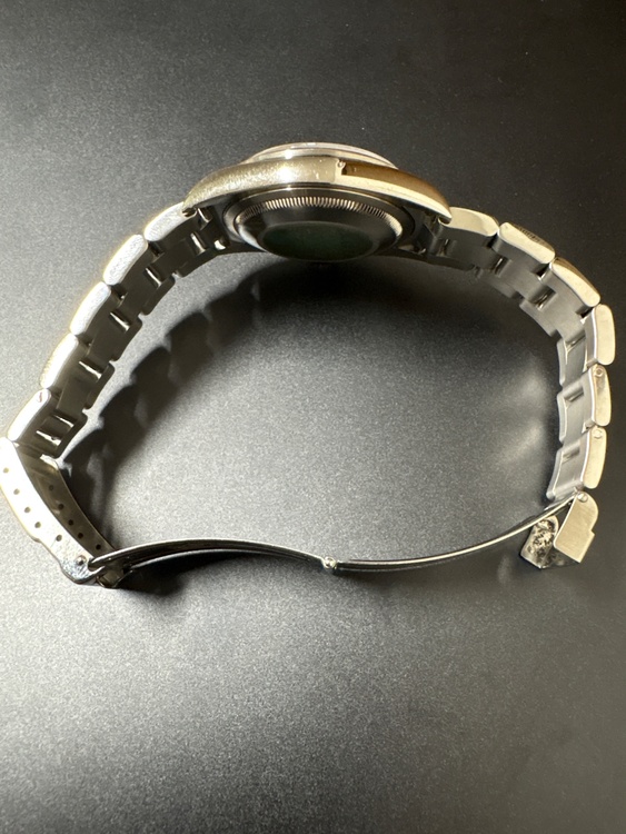 ロレックス エクスプローラー 11427（高級時計）の商品画像 - 査定依頼日：2026年4月10日 - 最高査定価格：1,080,000円