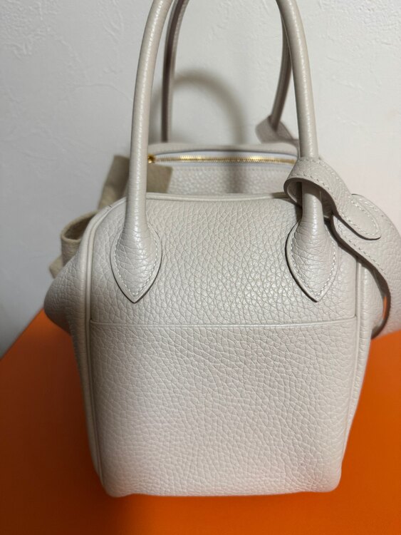 エルメス リンディ （ブランドバッグ）の商品画像 - 査定依頼日：2025年2月16日 - 最高査定価格：1,000,000円