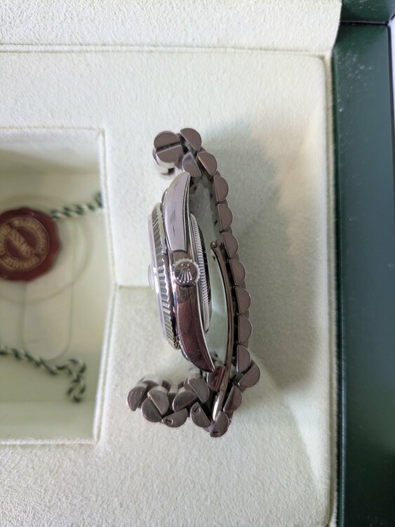 ロレックス デイデイト 118439A（高級時計）の商品画像 - 査定依頼日：2026年3月15日 - 最高査定価格：5,350,000円