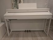 HP702-WH（ピアノ・楽器・PA機材）の商品画像 - 査定依頼日：2026年5月6日 - 最高査定価格：5,000円