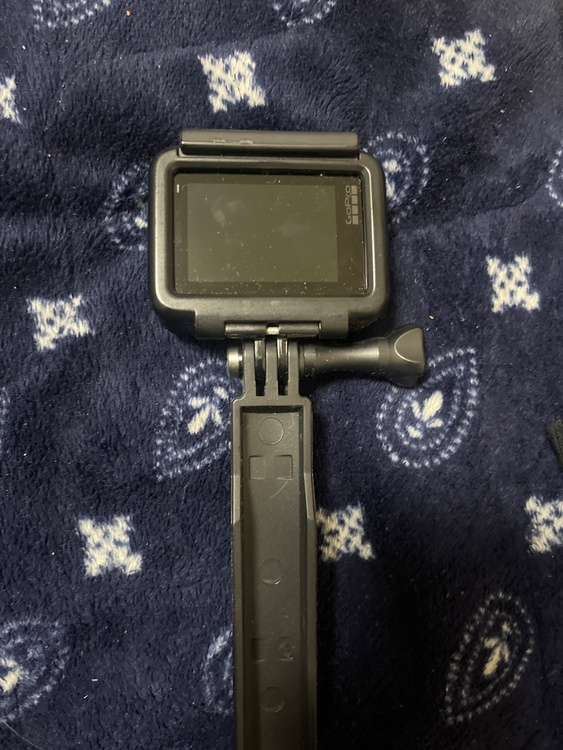 Black7（カメラ）の商品画像 - 査定依頼日：2026年4月7日 - 最高査定価格：2,000円