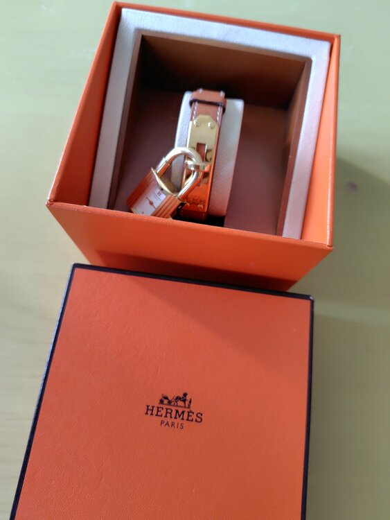 HERMES（高級時計）の商品画像 - 査定依頼日：2026年10月2日 - 最高査定価格：80,000円