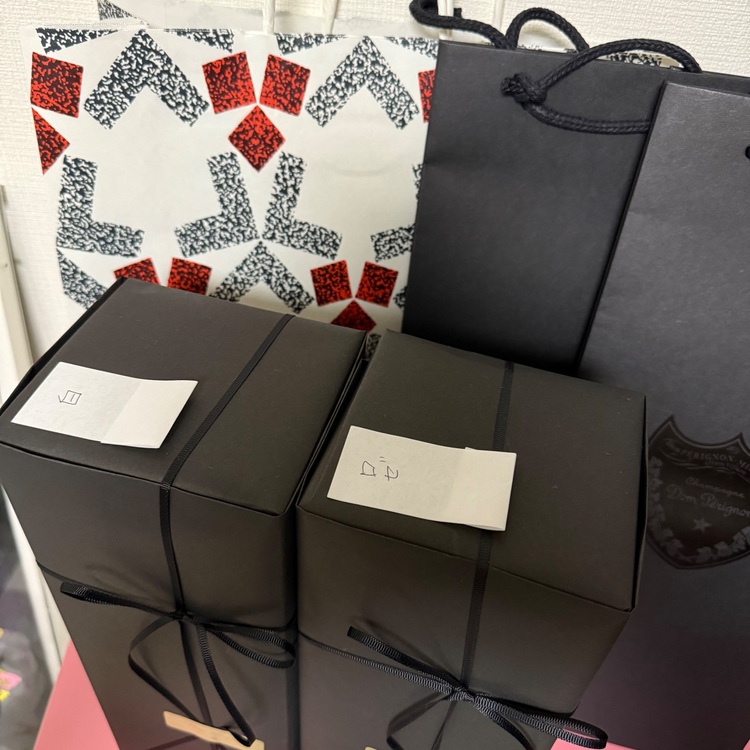 シャンパン ドン・ペリニヨン （お酒）の商品画像 - 査定依頼日：2025年10月22日 - 最高査定価格：120,000円