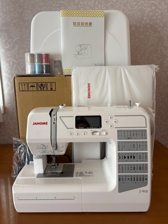 ジャノメミシン J513 （古着・ファッション）の商品画像 - 査定依頼日：2026年2月24日 - 最高査定価格：25,000円