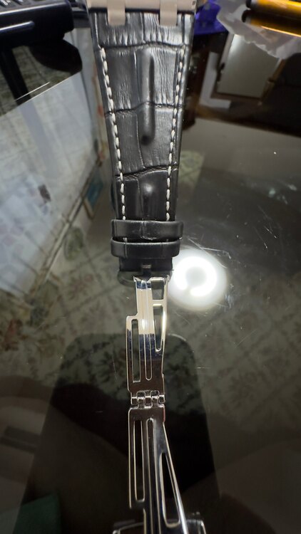 ザ・クラシックツアーリミットエディション（高級時計）の商品画像 - 査定依頼日：2024年12月20日 - 最高査定価格：3,400,000円