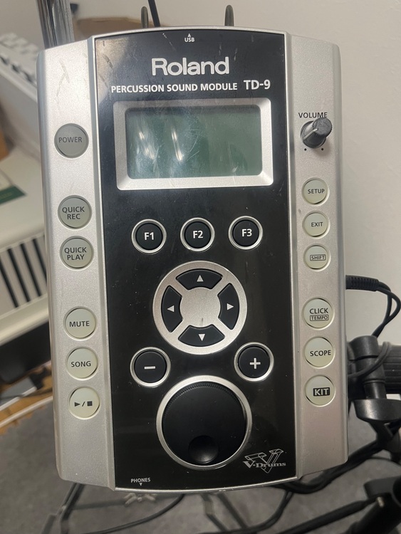 TD-9 KX2（ピアノ・楽器・PA機材）の商品画像 - 査定依頼日：2025年8月31日 - 最高査定価格：31,000円