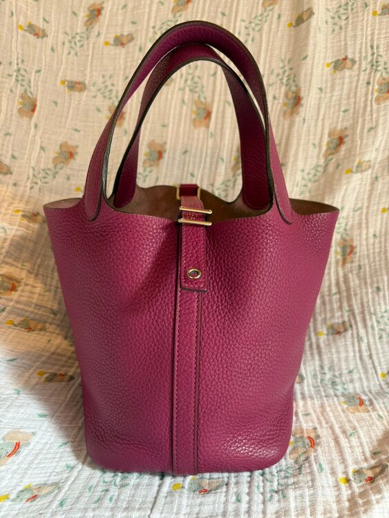 ピコタンロックPM （ブランドバッグ）の商品画像 - 査定依頼日：2026年4月4日 - 最高査定価格：100,000円