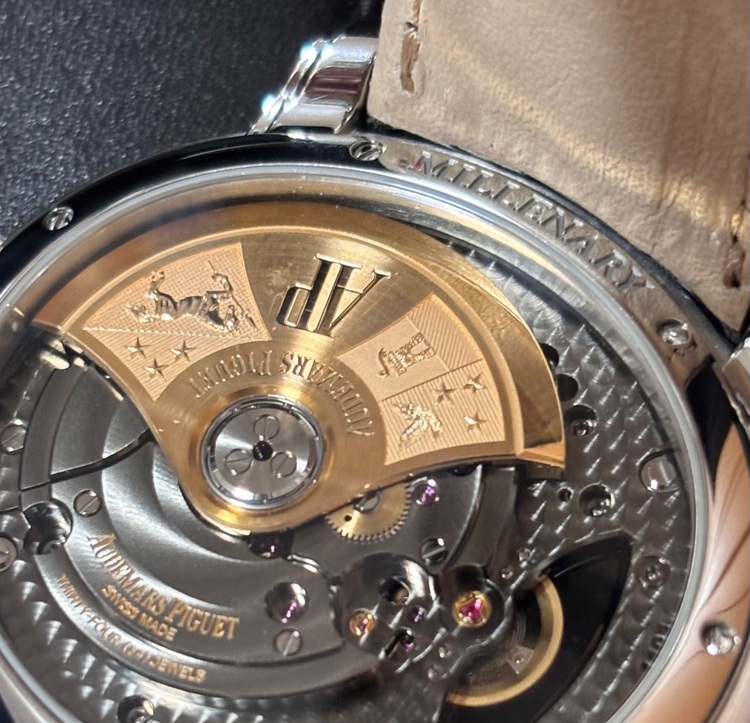 オーデマピゲ ミレネリー （高級時計）の商品画像 - 査定依頼日：2025年9月7日 - 最高査定価格：1,500,000円