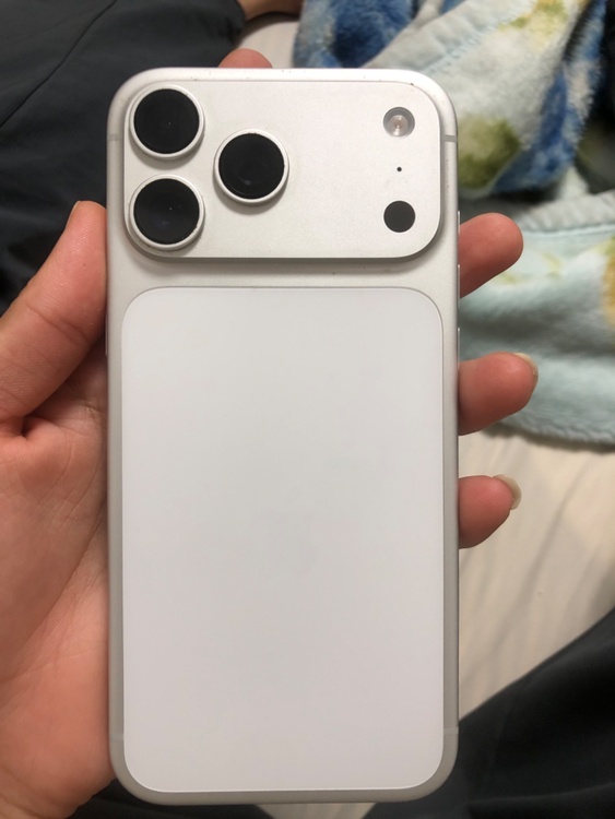 iPhone iPhone 17 Pro Max 256GB 楽天モバイル（スマホ）の商品画像 - 査定依頼日：2026年6月12日 - 最高査定価格：165,000円