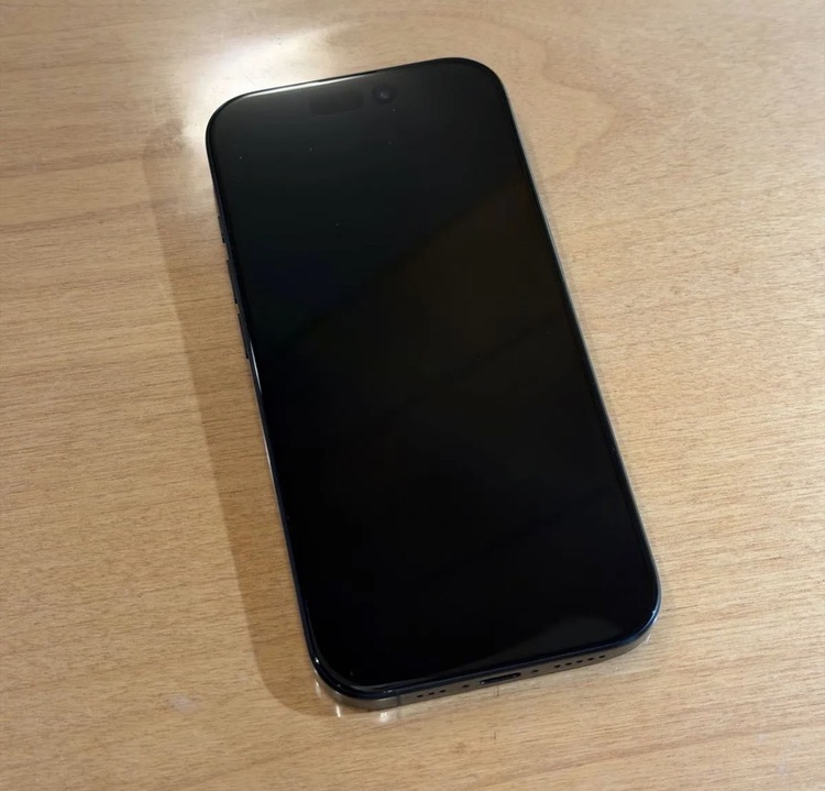 iPhone 16 Pro 128GB SIMフリー（スマホ）の商品画像 - 査定依頼日：2026年1月28日 - 最高査定価格：103,000円