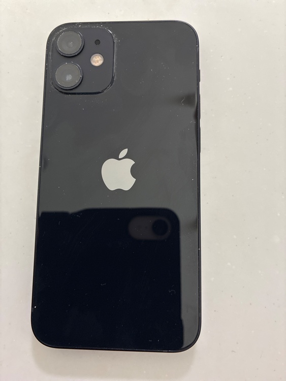 iPhone 12 mini 64GB au（スマホ）の商品画像 - 査定依頼日：2026年3月29日 - 最高査定価格：15,000円