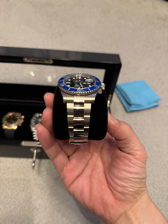 ロレックス サブマリーナー 126619Lb（高級時計）の商品画像 - 査定依頼日：2026年1月21日 - 最高査定価格：5,700,000円