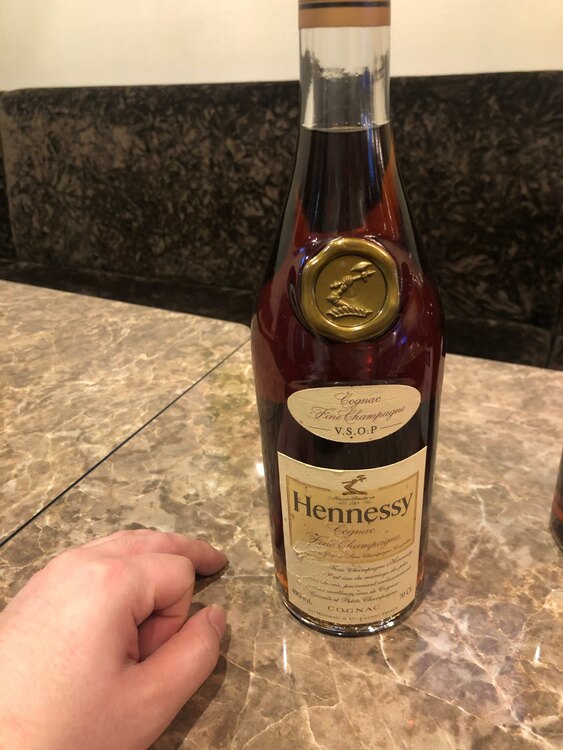 ヘネシーVSOP（お酒）の商品画像 - 査定依頼日：2025年5月29日 - 最高査定価格：60,000円