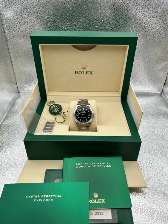 エクスプローラー36（高級時計）の商品画像 - 査定依頼日：2025年6月14日 - 最高査定価格：1,350,000円