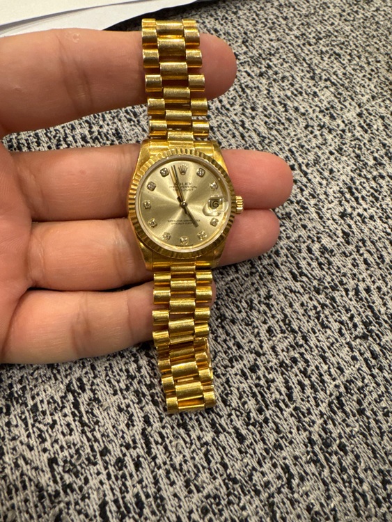 ロレックス デイトジャスト （高級時計）の商品画像 - 査定依頼日：2025年8月16日 - 最高査定価格：2,200,000円