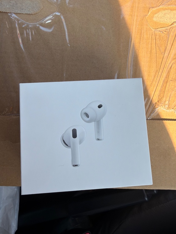 AirPods Pro3（オーディオ・スピーカー）の商品画像 - 査定依頼日：2026年7月9日 - 最高査定価格：22,100円