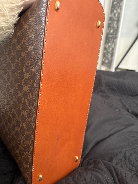 セリーヌ  （ブランドバッグ）の商品画像 - 査定依頼日：2026年2月23日 - 最高査定価格：20,000円