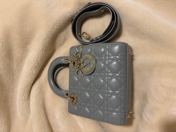 ディオール  （ブランドバッグ）の商品画像 - 査定依頼日：2025年5月7日 - 最高査定価格：400,000円