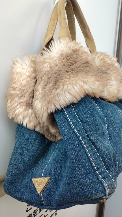 プラダ  （ブランドバッグ）の商品画像 - 査定依頼日：2026年1月23日 - 最高査定価格：100,000円