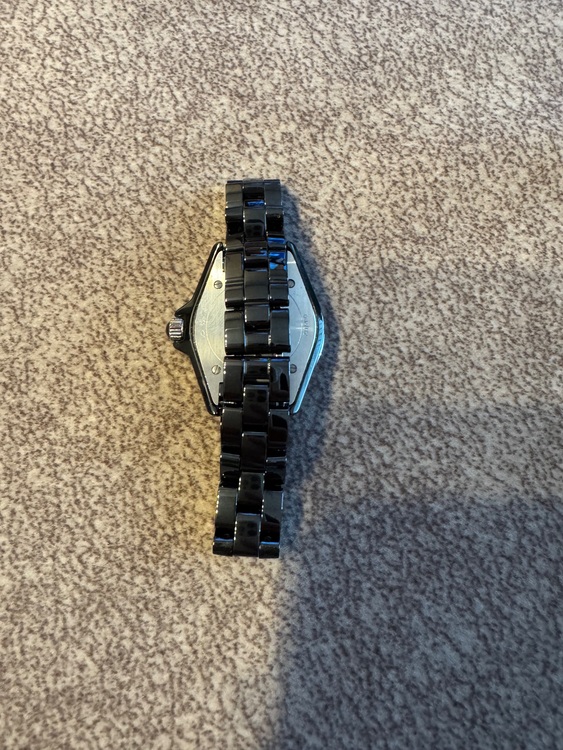 29mm ブラック（高級時計）の商品画像 - 査定依頼日：2025年10月7日 - 最高査定価格：300,000円