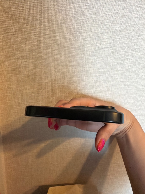 iPhone iPhone 16 Pro Max 256GB SIMフリー（スマホ）の商品画像 - 査定依頼日：2026年6月19日 - 最高査定価格：132,500円