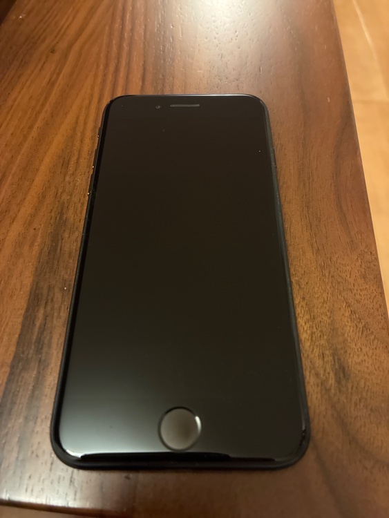 iPhone SE (第 2 世代) 128GB SIMフリー（スマホ）の商品画像 - 査定依頼日：2026年3月9日 - 最高査定価格：15,000円