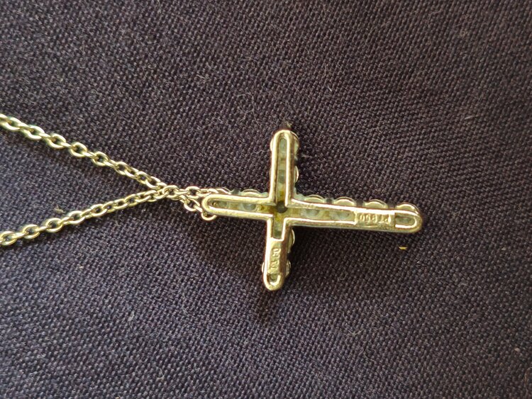 TIFFANY　クロスペンダント（金・貴金属）の商品画像 - 査定依頼日：2026年6月14日 - 最高査定価格：160,000円