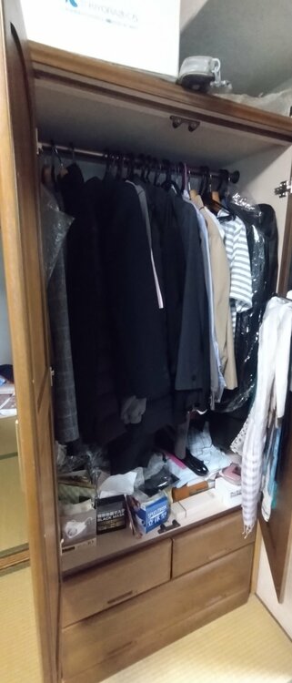 開き戸タンス（家具・寝具）の商品画像 - 査定依頼日：2026年5月10日 - 最高査定価格：5,000円