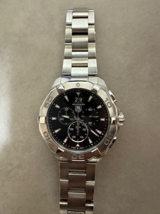 タグホイヤー アクアレーサー CAY1110BA092（高級時計）の商品画像 - 査定依頼日：2026年1月11日 - 最高査定価格：155,000円