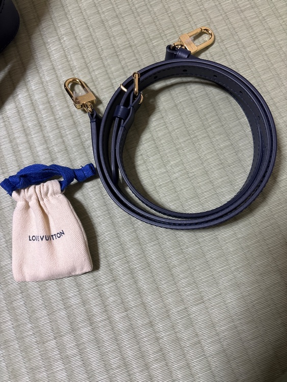 M23666（ブランドバッグ）の商品画像 - 査定依頼日：2026年1月21日 - 最高査定価格：100,000円