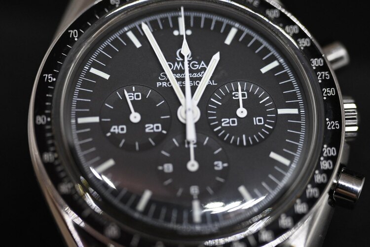 オメガ スピードマスター （高級時計）の商品画像 - 査定依頼日：2025年4月11日 - 最高査定価格：500,000円