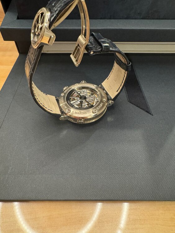 5547BB/Y2/9ZU（高級時計）の商品画像 - 査定依頼日：2025年1月31日 - 最高査定価格：2,400,000円