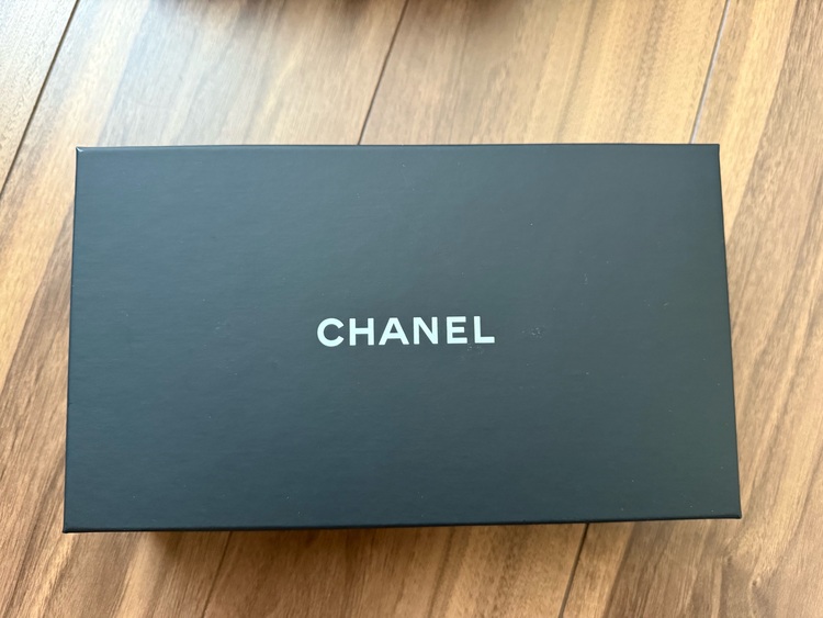 ラムスキン長財布（ブランド財布・小物）の商品画像 - 査定依頼日：2025年6月30日 - 最高査定価格：80,000円