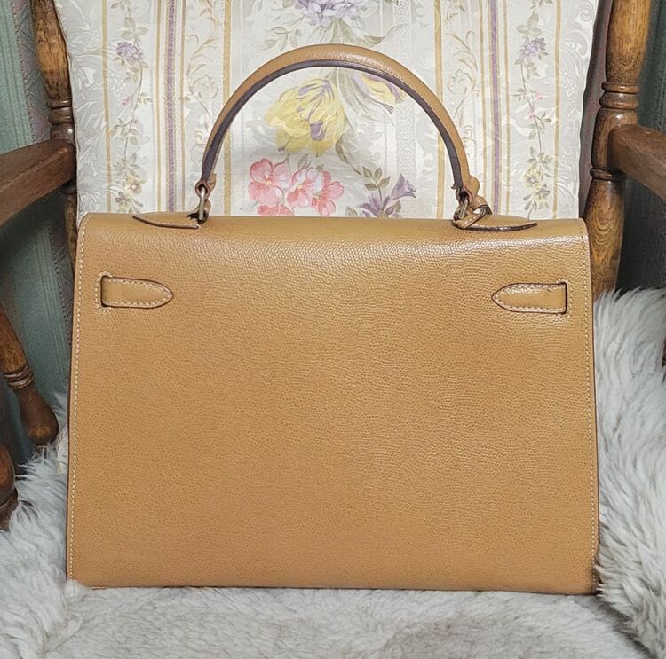 ケリーバック（ブランドバッグ）の商品画像 - 査定依頼日：2025年11月16日 - 最高査定価格：1,200,000円