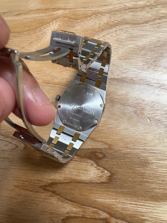 オーデマピゲ ロイヤルオーク 5617SA.O.0789SA.0（高級時計）の商品画像 - 査定依頼日：2025年11月19日 - 最高査定価格：1,700,000円