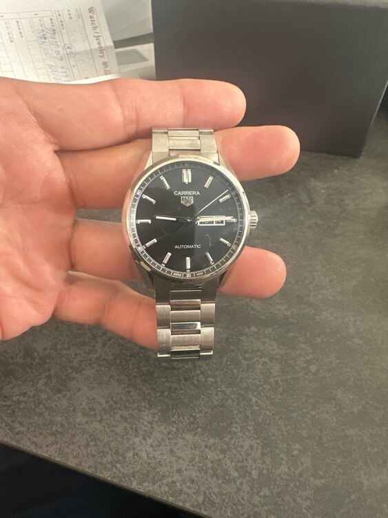 タグホイヤー カレラ WBN2010.BA064（高級時計）の商品画像 - 査定依頼日：2025年4月14日 - 最高査定価格：200,000円