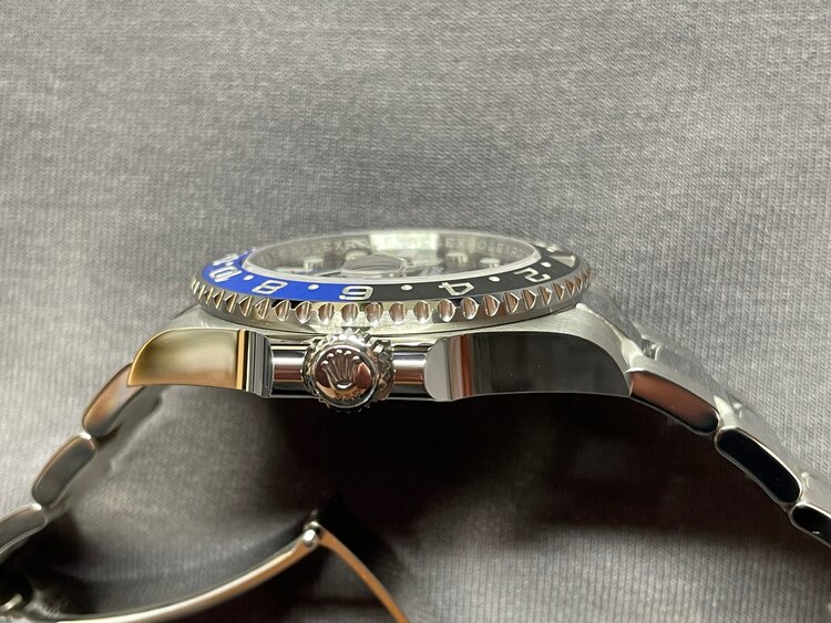 ロレックス GMTマスター （高級時計）の商品画像 - 査定依頼日：2025年4月29日 - 最高査定価格：2,390,000円