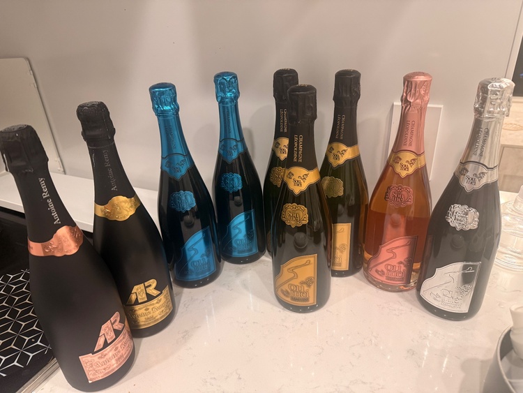 シャンパン シャンパン(その他)（お酒）の商品画像 - 査定依頼日：2026年10月4日 - 最高査定価格：193,500円