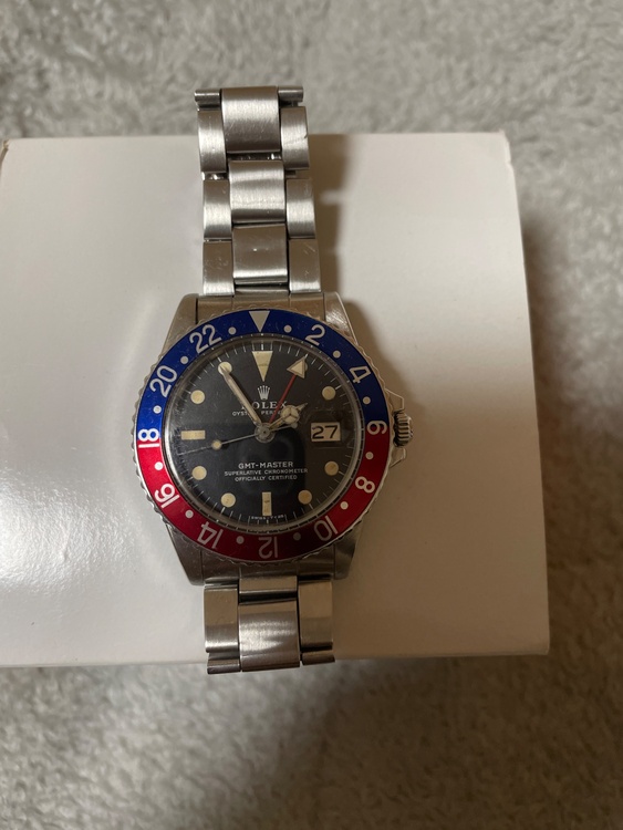 ロレックス GMTマスター （高級時計）の商品画像 - 査定依頼日：2025年12月27日 - 最高査定価格：2,400,000円