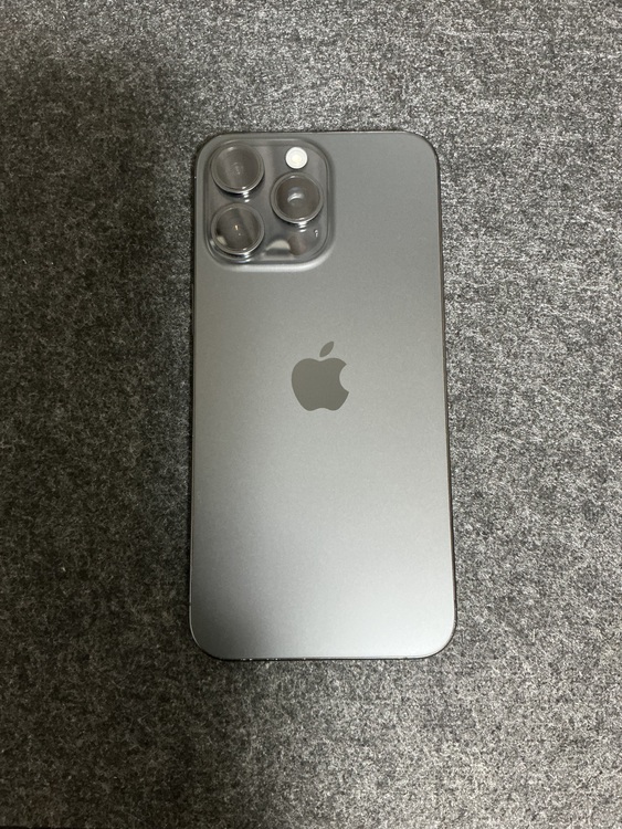 iPhone 15 Pro Max 256GB SIMフリー（スマホ）の商品画像 - 査定依頼日：2025年10月19日 - 最高査定価格：86,000円