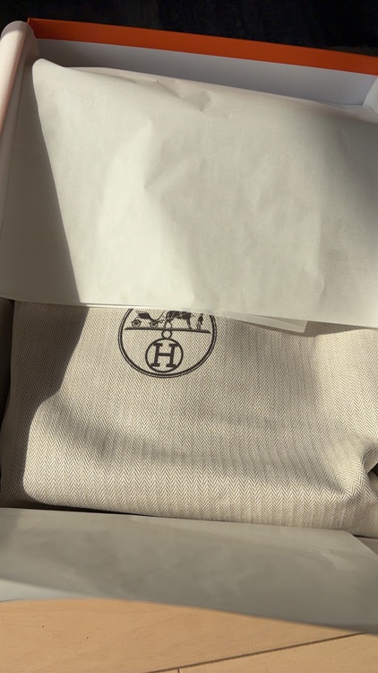 エルメス ピコタン （ブランドバッグ）の商品画像 - 査定依頼日：2026年1月27日 - 最高査定価格：560,000円