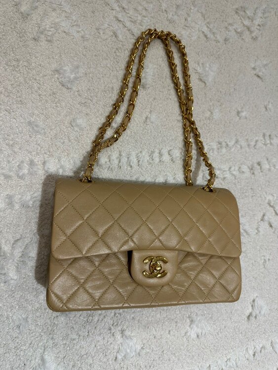 シャネル マトラッセ （ブランドバッグ）の商品画像 - 査定依頼日：2025年3月3日 - 最高査定価格：400,000円