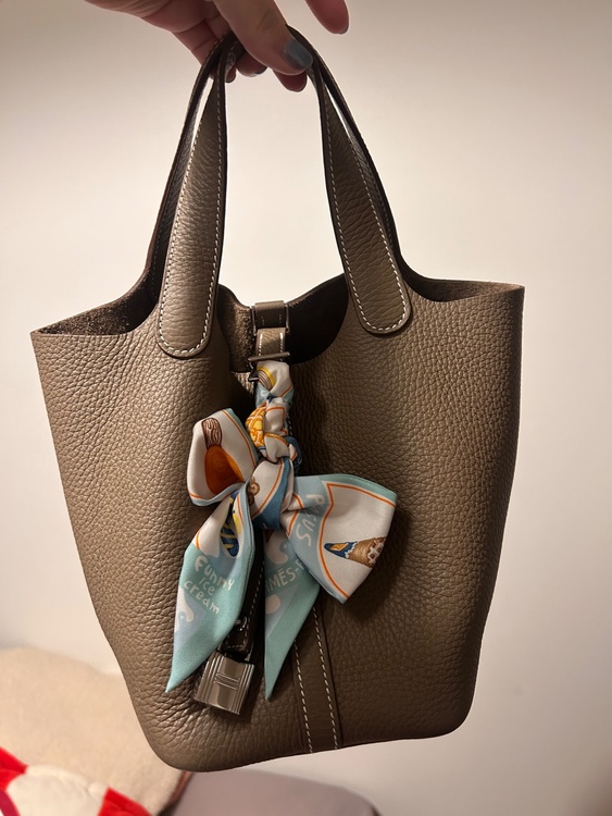 ピコタン（ブランドバッグ）の商品画像 - 査定依頼日：2026年2月1日 - 最高査定価格：620,000円