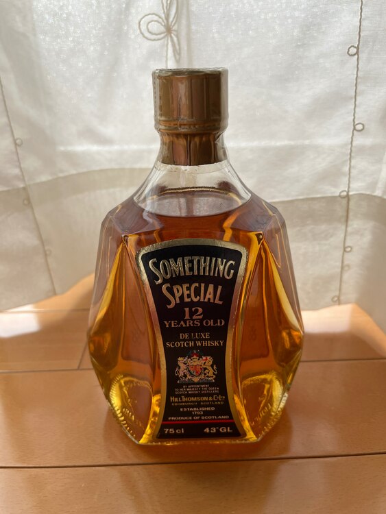 SOMETHING SPECIAL 12YEARS OLD（お酒）の商品画像 - 査定依頼日：2025年2月26日 - 最高査定価格：5,800円