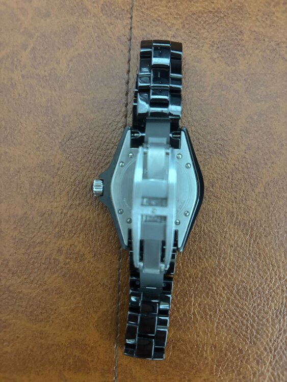 J12 H1625（高級時計）の商品画像 - 査定依頼日：2025年3月3日 - 最高査定価格：315,000円