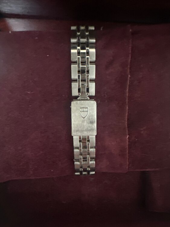 チューダー その他 9609（高級時計）の商品画像 - 査定依頼日：2025年3月25日 - 最高査定価格：120,000円