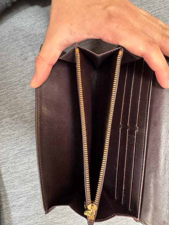 ルイヴィトン　ヴェルニ ポルトフォイユ・サラの長財布（ブランド財布・小物）の商品画像 - 査定依頼日：2026年1月30日 - 最高査定価格：5,000円